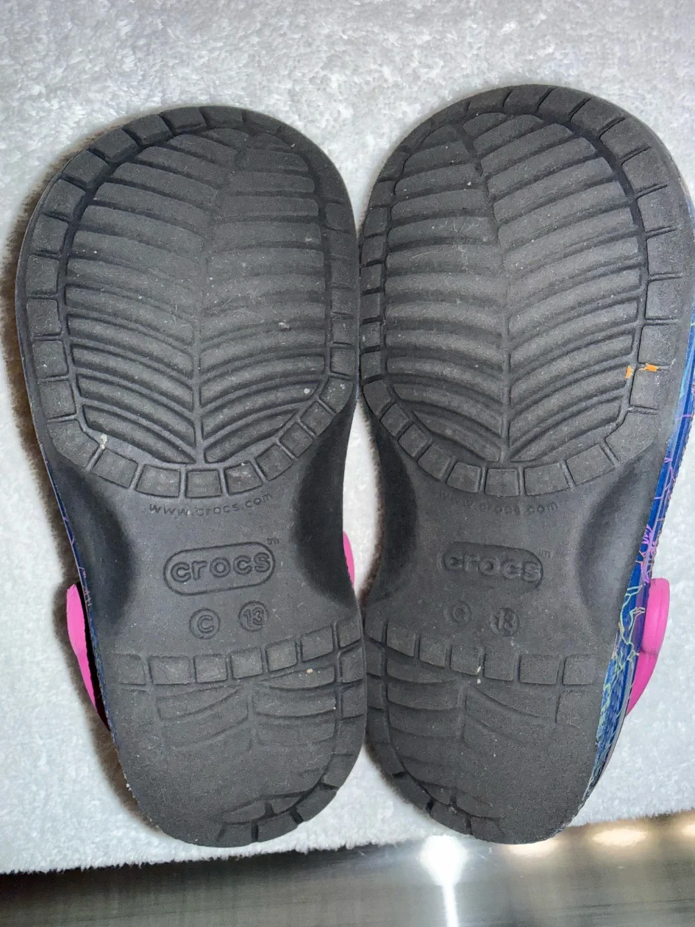 Disney‎ Kids' Villians Crocs in Purple & Pink with Villains Charms Girls Size 13
